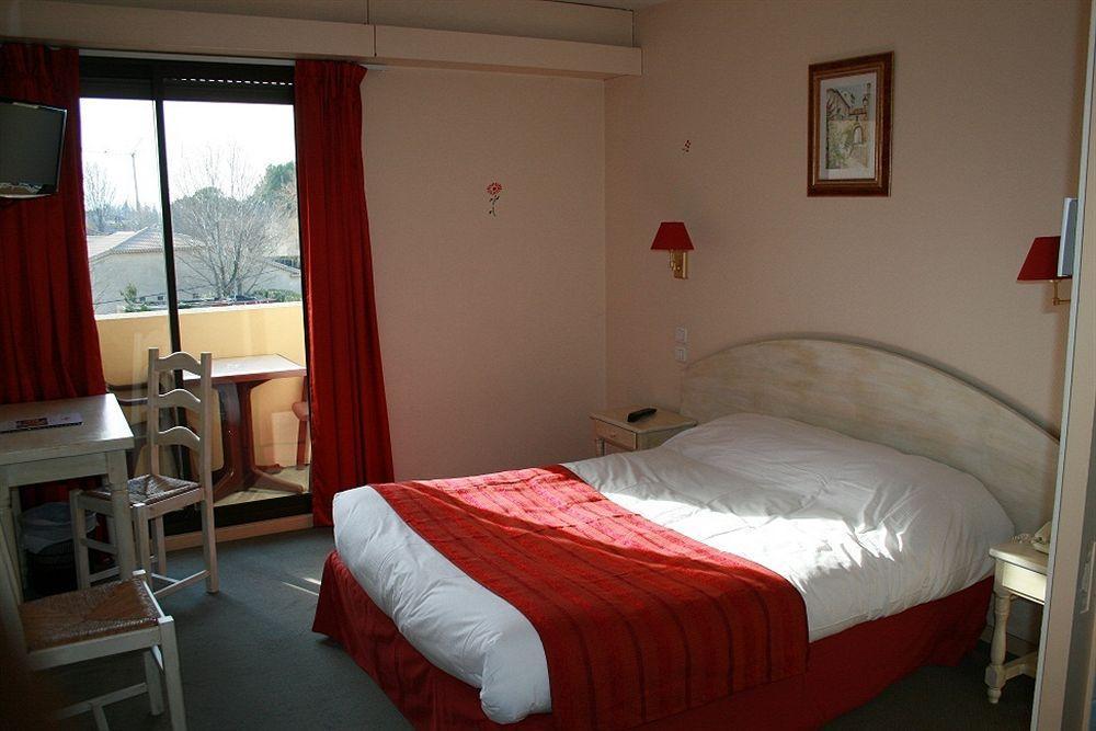 Hotel Les Nevons L'Isle-sur-la-Sorgue Ngoại thất bức ảnh
